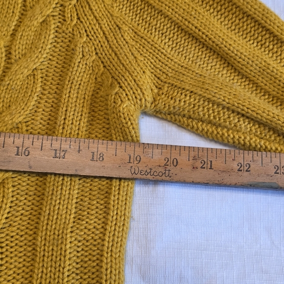 Yellow Textured Sweater Cable Knit Retro Vibe - Picture 7 of 8